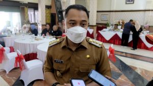 Selain Percepat Vaksinasi Booster, Wali Kota Eri juga Gencarkan Swab Hunter dan di Perkantoran