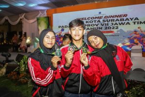 Pemkot Surabaya Sambut Pahlawan Olahraga Porprov VII Jatim di Halaman Balai Kota