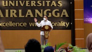 Beri Motivasi 2.764 Peserta KKN-BBM Unair, Wali Kota Eri Cahyadi: Pendidikan adalah Pengabdian untuk Masyarakat