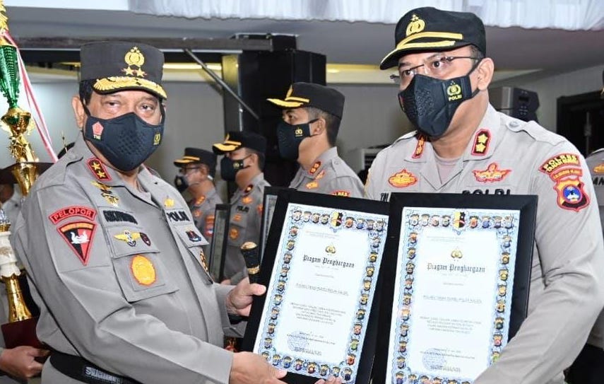 Polres Tanah Bumbu Raih Tiga Penghargaan di Puncak HUT Bhayangkara ke 96