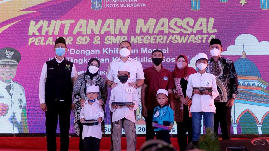 Pemkot Surabaya Gelar Khitan Massal, Wali Kota Eri Cahyadi: Inilah Bentuk Kepedulian Sosial dan Toleransi