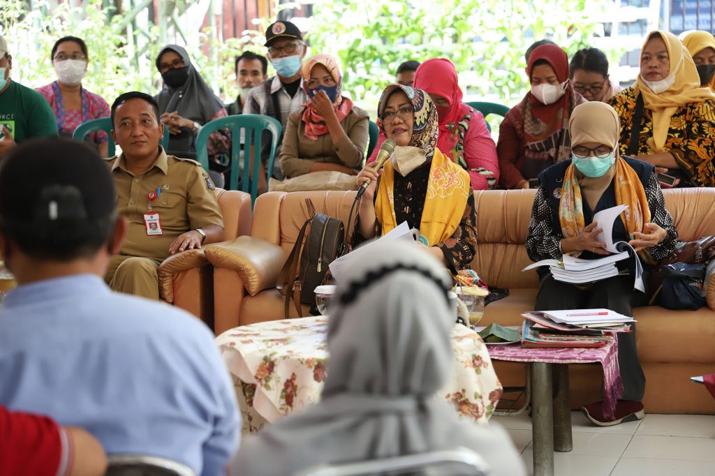 Tim Verifikasi Proklim Lestari 2022 Nilai Kelurahan Kebonsari Bisa jadi Role Model bagi Kampung di Indonesia