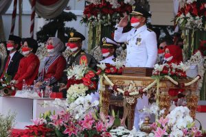 Semarak Upacara HUT ke-77 RI di Balai Kota Surabaya, Diiringi Lagu Perjuangan dan Daerah