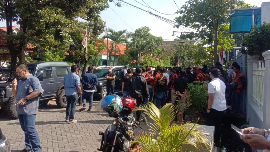 Rumah Eks Pejabat Pemprov Jatim Dieksekusi Juru Sita PN Surabaya