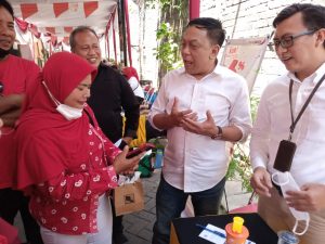 Sambangi Kegiatan Bakti Sosial Layanan Terintegrasi, Anas Karno Minta Pemkot Surabaya Buka Stand Bapenda