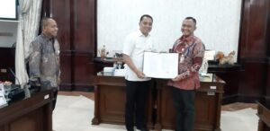 Paparan 100 Kerja, Wali Kota Eri Cahyadi Minta PD Pasar Surya dan RPH Berkolaborasi