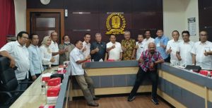 Jadi Komandan Kontingen Porwanas, Ketua DPRD Jatim Beri ‘Syarat’ Juara Umum