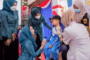 Arumi Bachsin Ajak Emak-Emak di Sampang Ikut Sukseskan BIAN