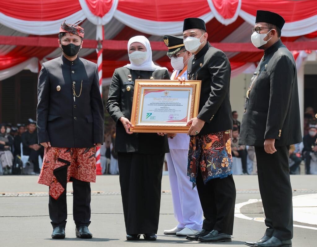 Di Hari Jadi Provinsi Jatim ke – 77, Pemkot Surabaya Sabet Peringkat Pertama ASN Achievement Award Tahun 2022