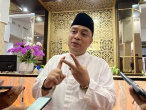 Wali Kota Eri Cahyadi Pantau Pelayanan di Kelurahan dan Kecamatan Lewat CCTV