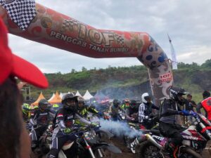Ratusan Rider Ramaikan ‘Pulas Balantak 6 one Day Adventure Super Enduro’ di Tanah Bumbu