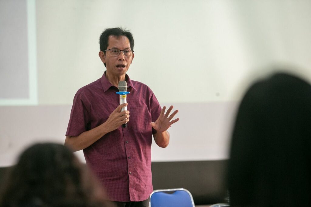 Panwascam Dilantik, Ketua DPRD Surabaya: Jaga Netralitas dan Cegah Kecurangan Pemilu 2024
