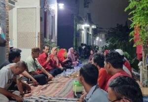 Lesehan dengan Warga Wonorejo, Adi Sutarwijono Serap Perbaikan Jalan dan PJU