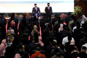 Wali Kota Eri Cahyadi Rotasi 320 Pejabat Pemkot Surabaya