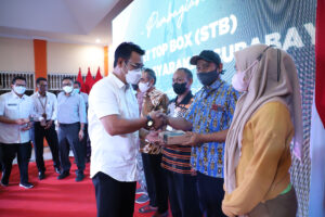 Dukung Migrasi TV Analog ke Digital, Pemkot Surabaya Bantu Percepatan Pembagian 10 Ribu STB Gratis