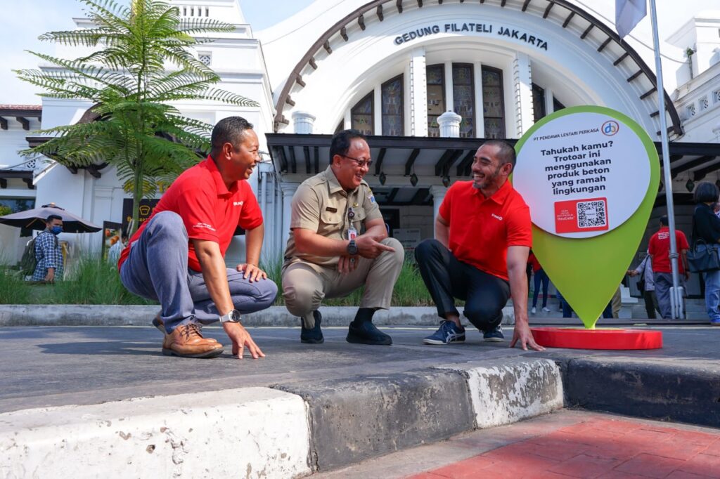 SIG Turut Wujudkan Impian Pejalan Kaki Untuk Memiliki Trotoar Yang Ramah Dan Aman di Kota Jakarta