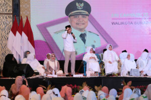 Wali Kota Eri Cahyadi Dorong Majelis Taklim di Surabaya Jadi Motor Penggerak UMKM