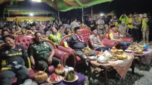 Kunjungi Desa Rantau Panjang Kabupaten Tanah Bumbu, Gubernur Kalsel Puji Tema ‘Menuju Serambi Medinah’