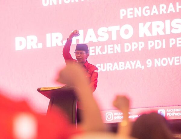 PDIP Surabaya Pastikan Kader Banteng Solid, Adi Sutarwijono: Tiada Henti Bergerak di Masyarakat