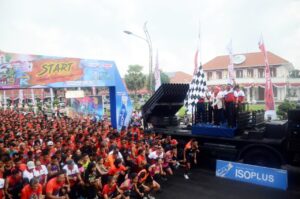 Peringati Ultah ke 77, TNI AL Kormar Gelar Giat ‘Jatim Run For Heroes’