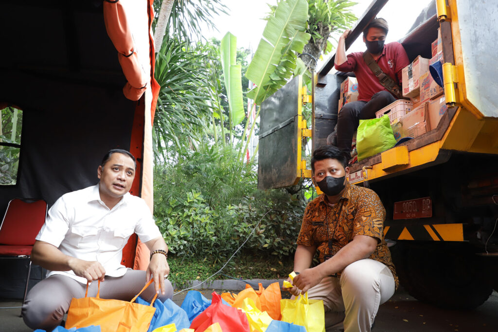Pemkot Surabaya Kirim 1.000 Paket Sembako untuk Korban Gempa Cianjur