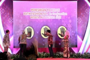 Wagub Emil: Tingkatkan Kecintaan Pada Batik Lewat Momentum BFF 2022