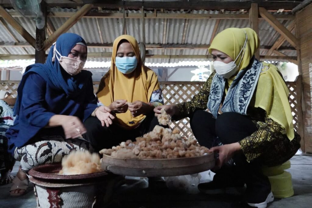 Desa Devisa di Jatim Terbanyak se – Indonesia, Gubernur Khofifah Optimistis Kinerja Ekspor Jatim Makin Meningkat