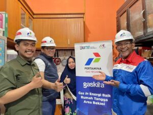 Rayakan HUT Pertamina, PGN Salurkan Gas Bumi GasKita Bertahap Untuk 9200 Rumah Tangga di Rawalumbu Kota Bekasi