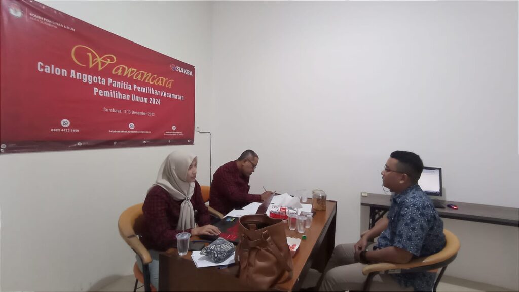 478 Calon PPK Ikuti Tahapan Wawancara di KPU Surabaya