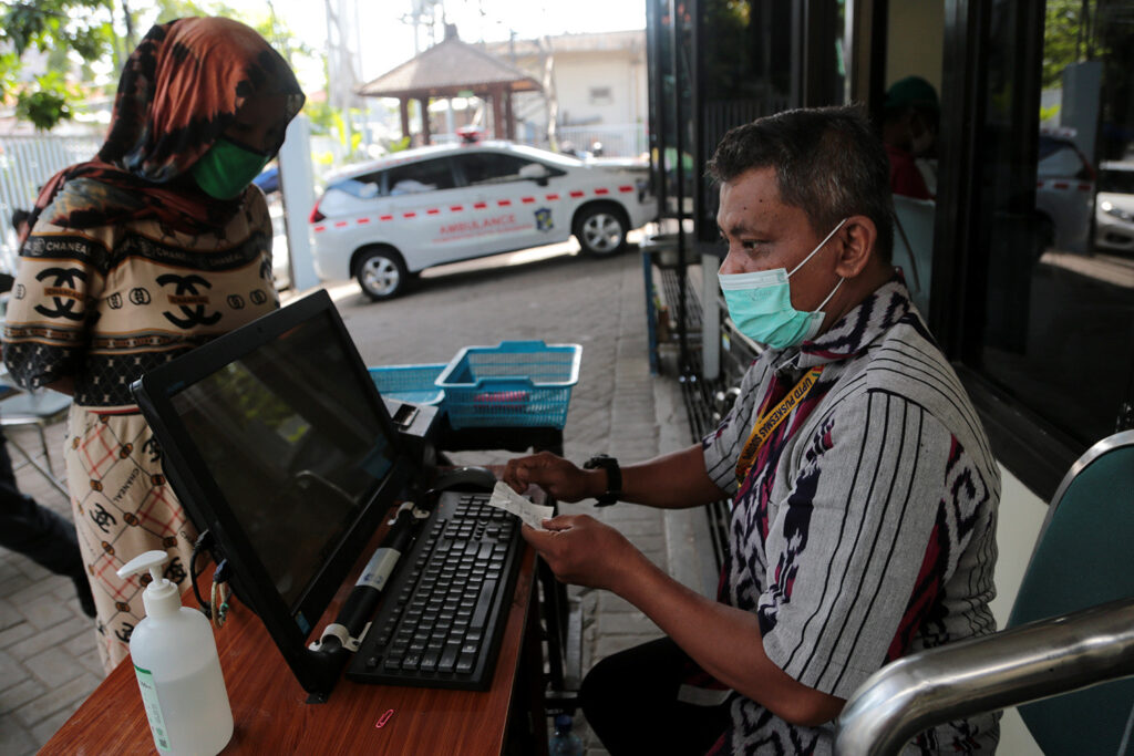 Tak Boleh Antre Berjubel, Pemkot Surabaya Percepat Pelayanan Kesehatan di Puskesmas