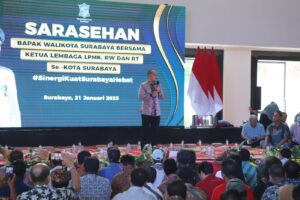 Sarasehan Bareng Ribuan Pengurus RT/RW dan LPMK, Wali Kota Eri Ajak Bersama untuk Kepentingan Warga