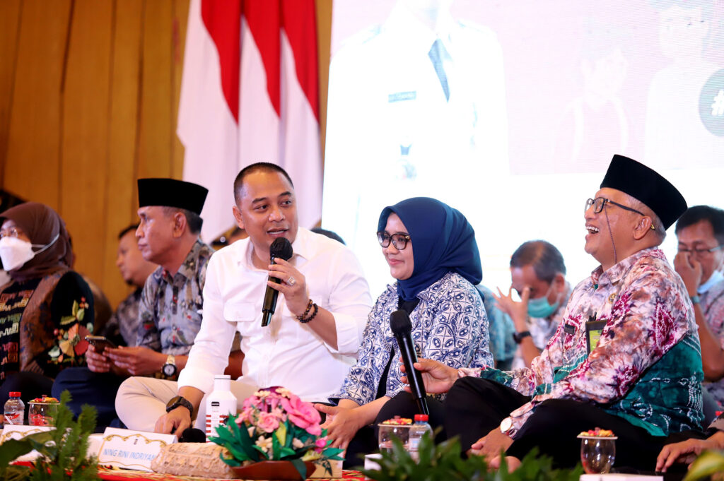 Mewujudkan Surabaya Kota Toleransi, Wali Kota Eri Kumpul Akrab dengan Tenaga Pendidik Keagamaan