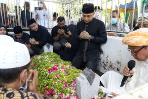 Ayah Wali Kota Eri Cahyadi Wafat, Ini Pesannya Sebelum Tutup Usia