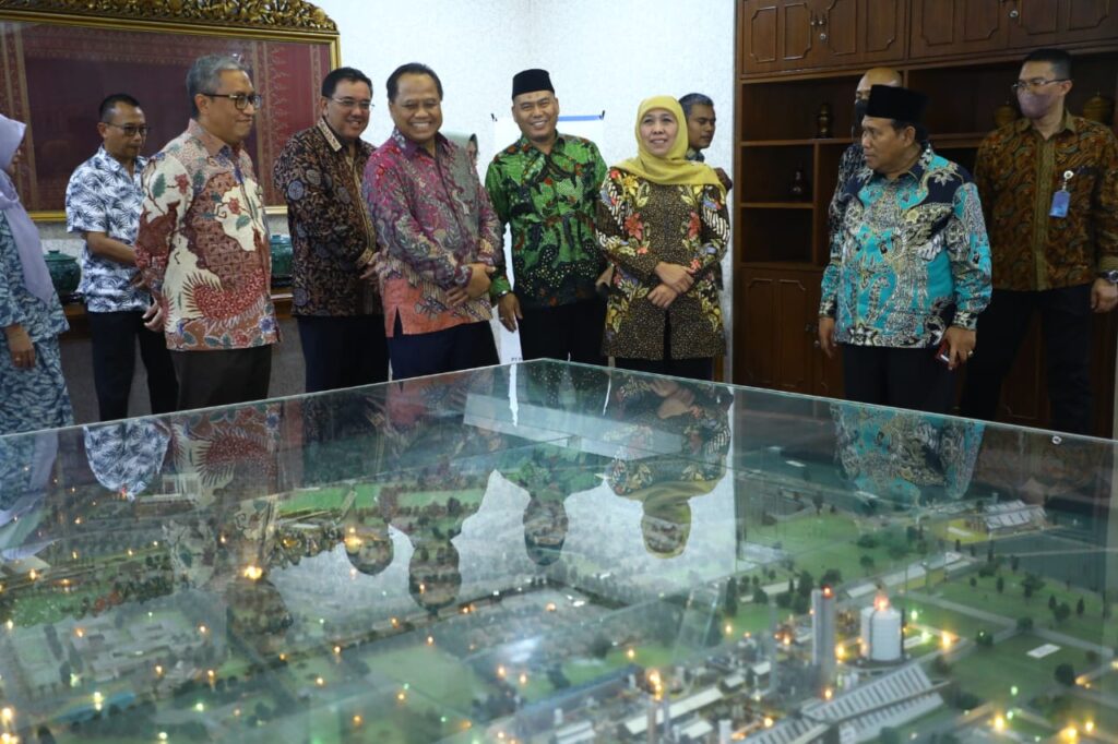 Kunjungan Ke PT. Pusri Palembang Gubernur Khofifah, Pastikan Distribusi Pupuk Urea Subsidi 14 Wilayah Lancar dan Stok Aman