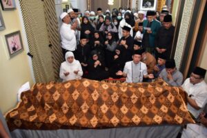 Ayahanda Walikota Surabaya Eri Cahyadi Berpulang, Gubernur Khofifah Sampaikan Duka Cita