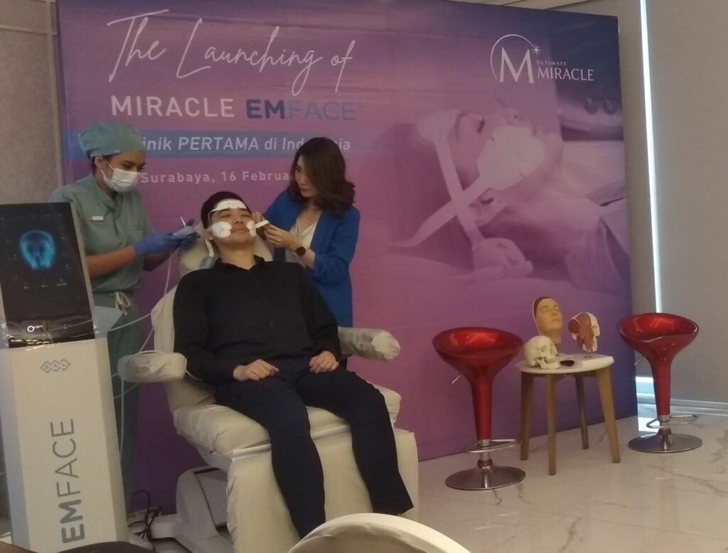 Pertama Di Indonesia, Miracle Emface Ultimate Lift Atasi Kulit Wajah Kendur Tanpa Operasi