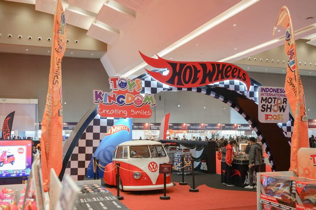 Toys Kingdom bersama Hot Wheels Boyong VW Dakodok ke Gelaran IIMS 2023