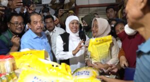 Pemprov Jatim, BULOG dan Pemkab/Pemkot Se Jatim Gelar Operasi Pasar Beras Murah Berkualitas
