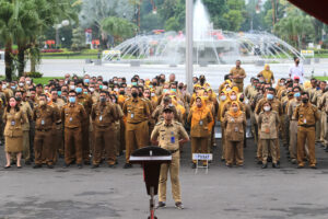 Targetkan Zero Stunting Tahun 2023, Wali Kota Eri Cahyadi Minta Camat-Lurah Terapkan Pola Gotong Royong