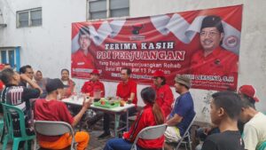 Blusukan ke Kampung Pandean, PDIP Surabaya Dicurhati Perbaikan Jalan dan Saluran Air