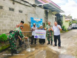 Warga Desa Klampisan Kediri Terima Bantuan Sumur Bor dari Anggota DPR RI 
