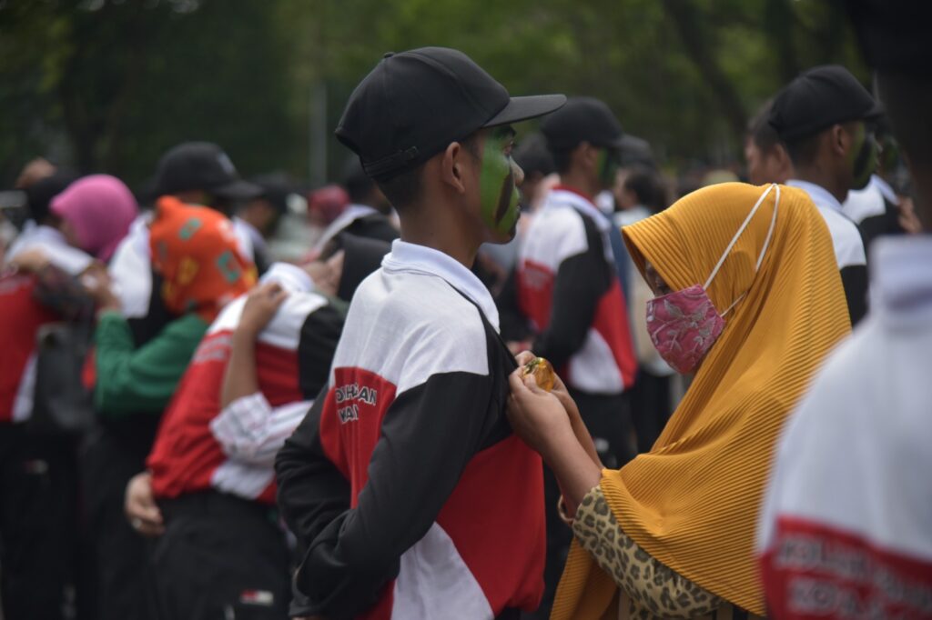 Isak Tangis Warnai Penutupan Sekolah Kebangsaan Pemkot Surabaya di Lanudal Juanda