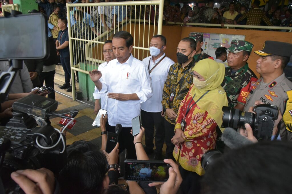 Presiden Jokowi Nyatakan Harga Minyakita dan Beras di Pasar Wonokromo Surabaya Sesuai HET