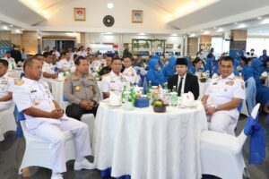 Wagub Emil Hadiri Sertijab dan Pisah Sambut Pangkoarmada II
