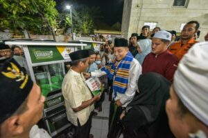 Safari Ramadan, Wali Kota Eri bersama Baznas Galakan Zakat untuk Entaskan Kemiskinan di Surabaya