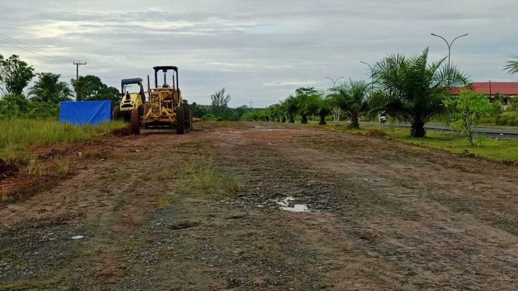 Dinas PUPR Tanbu Mulai Garap Pengaspalan di Ruas Jalan Jalur 3