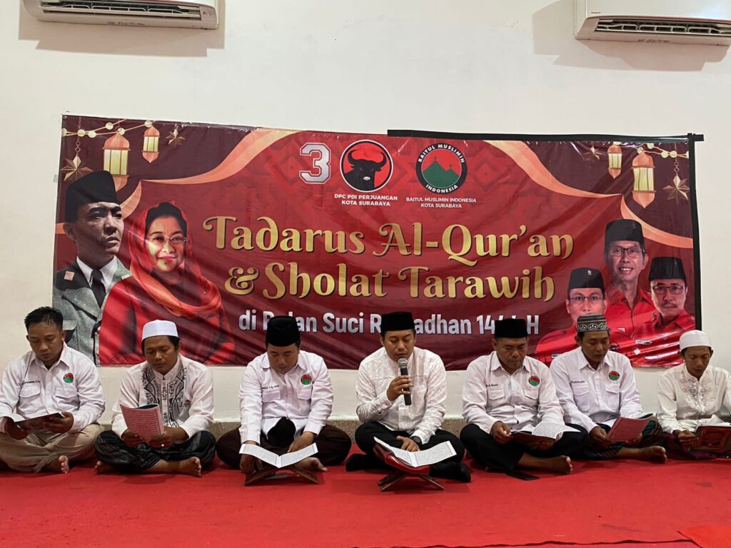 Perkuat Jiwa Spiritual Kader, Bamusi PDIP Surabaya GelarGelar Tadarus Qur’an dan Sholat Tarawih