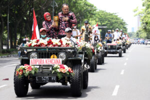 Wali Kota Eri Cahyadi Letakkan Piala Adipura Kencana di Kecamatan Secara Bergiliran