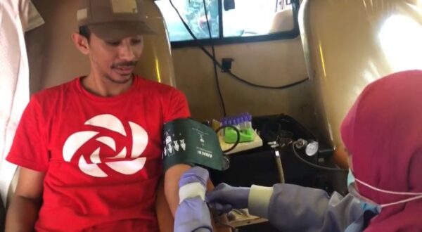 Antisipasi Defisit Stok Darah di PMI, PSI Kota Surabaya Adakan Donor Darah