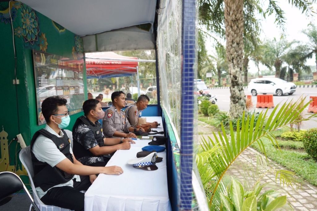 Dinkes Kabupaten Kediri Siagakan Tenaga Medis di Tempat Wisata dan Pos Ketupat